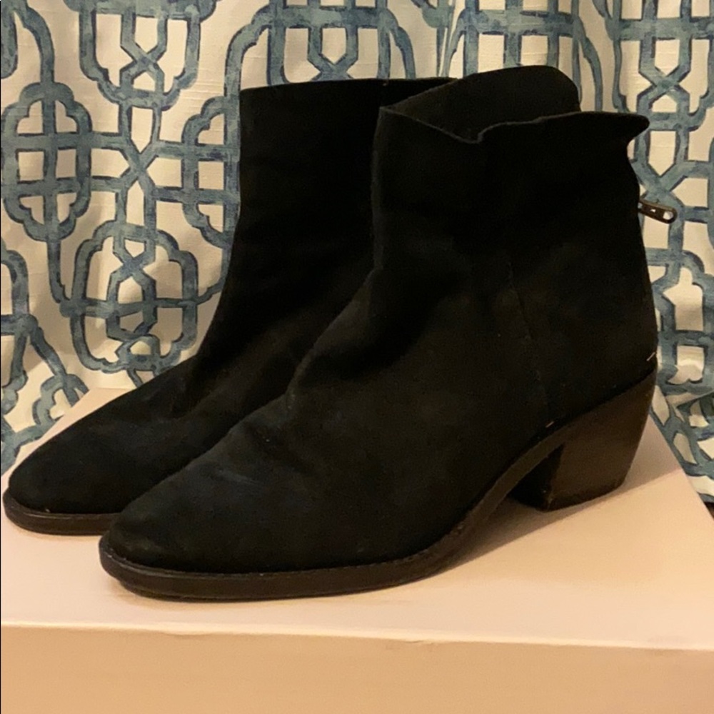 Lucky Brand Leather Black Booties